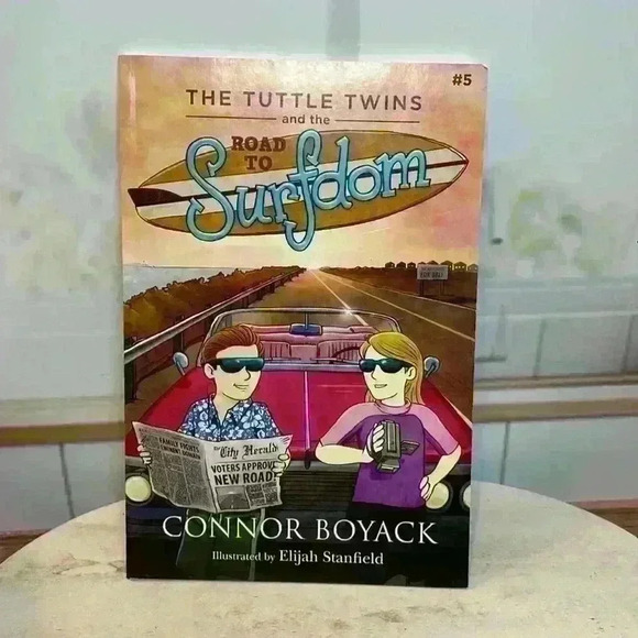 Other - The Tuttle twins book